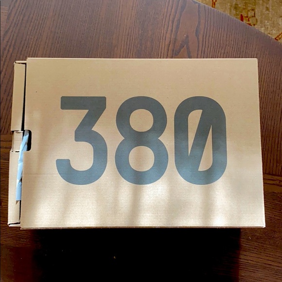Yeezy Boost 380 Onyx ‘Non-Reflective’ - Picture 1 of 4
